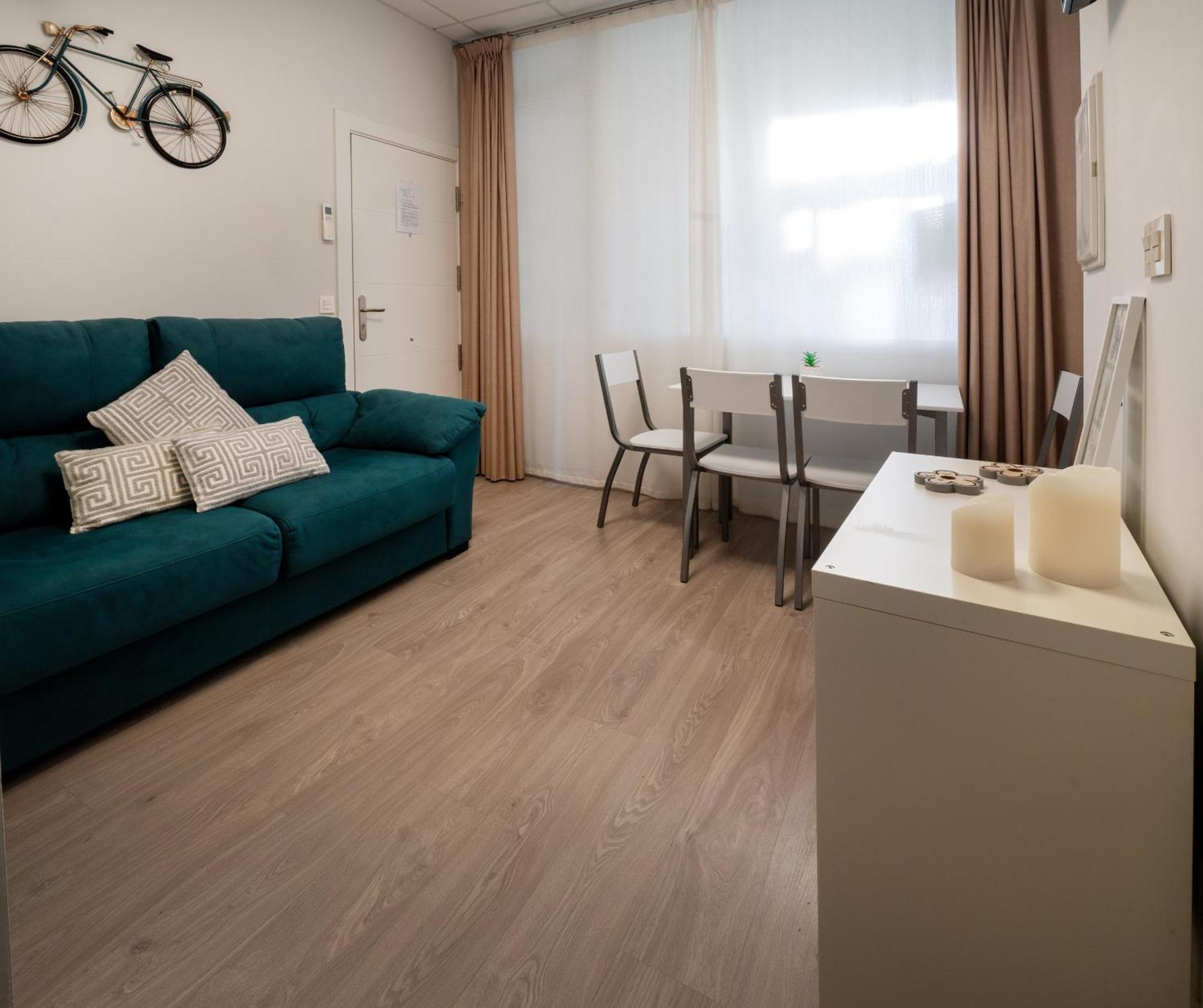 Apartamentos Aranda - Roble 아란다데두에로 외부 사진
