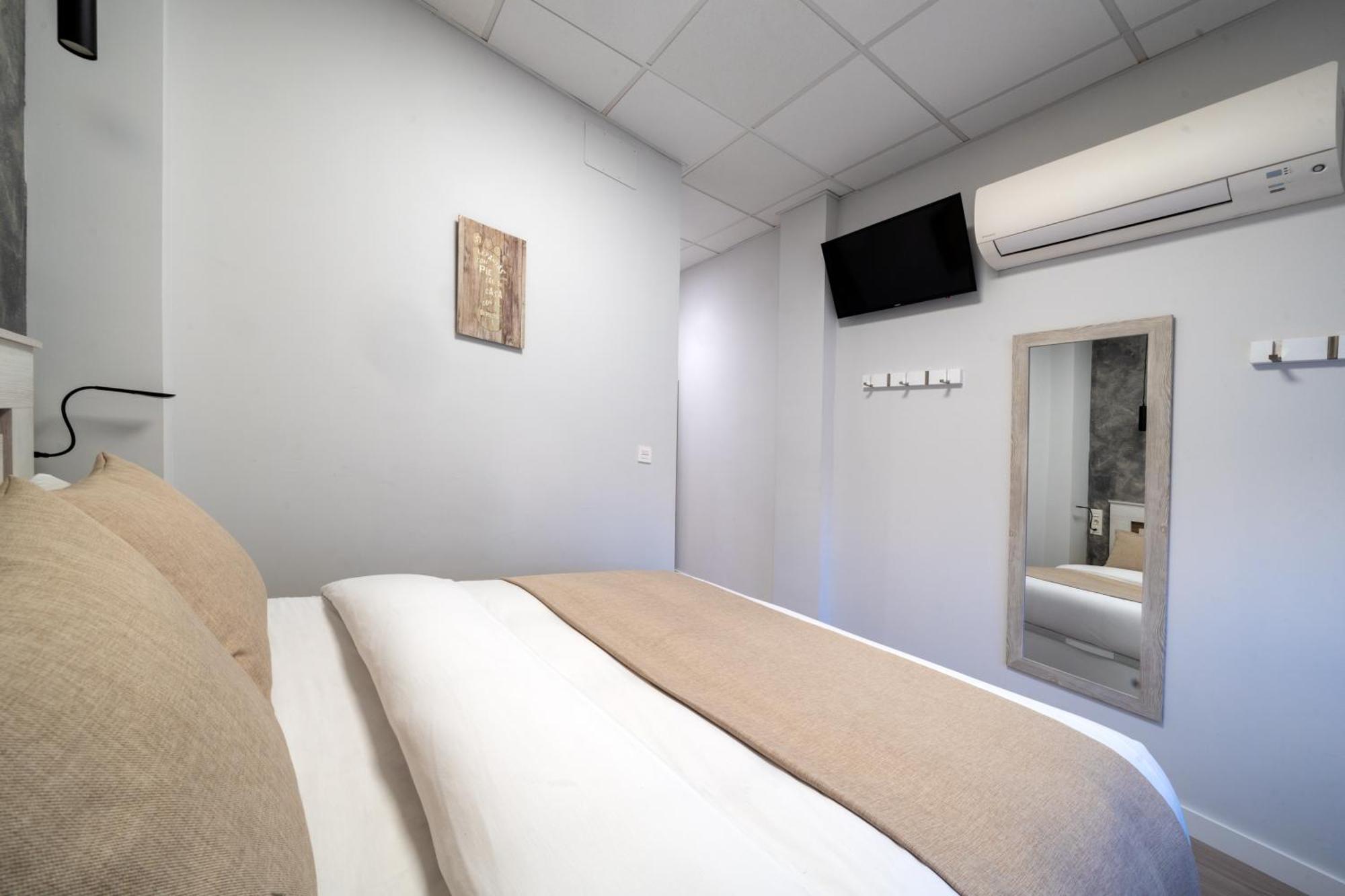 Apartamentos Aranda - Roble 아란다데두에로 외부 사진