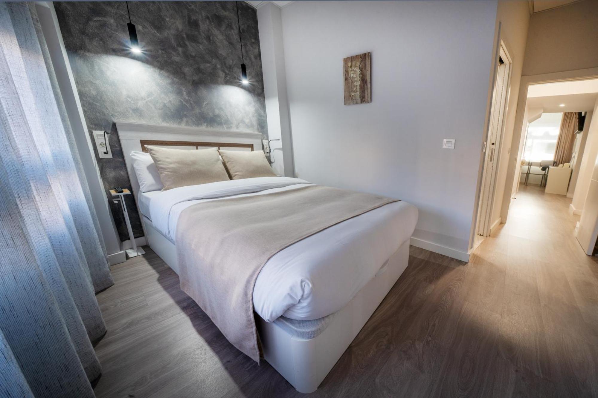 Apartamentos Aranda - Roble 아란다데두에로 외부 사진